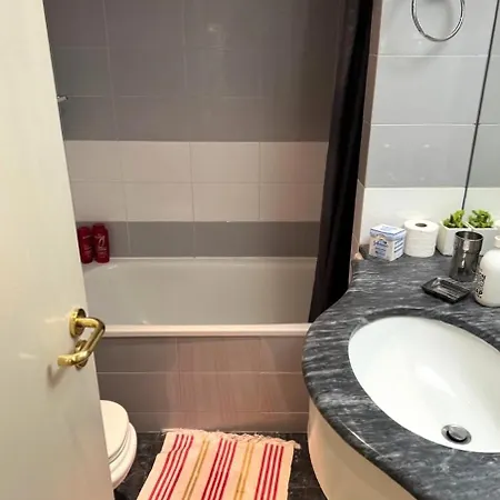 شقة In One Flat - Pool, Parking & Nomad