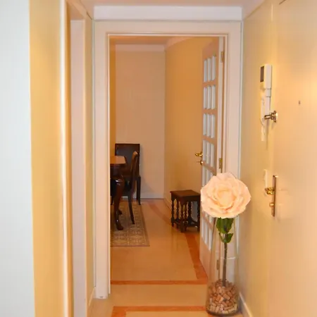 公寓 In One Flat - Pool, Parking & Nomad Lisboa
