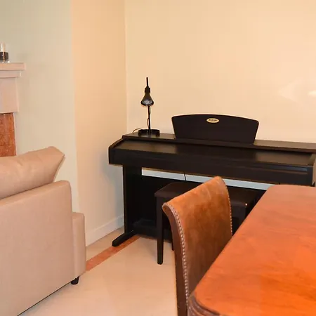 In One Flat - Pool, Parking & Nomad Apartment